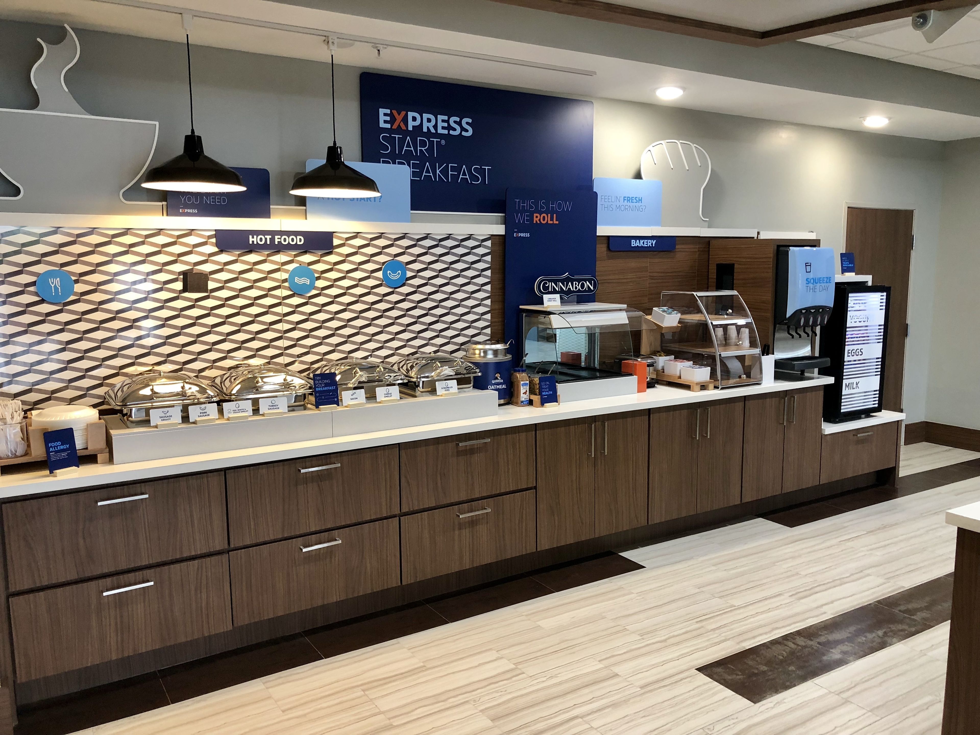 Free daily buffet breakfast