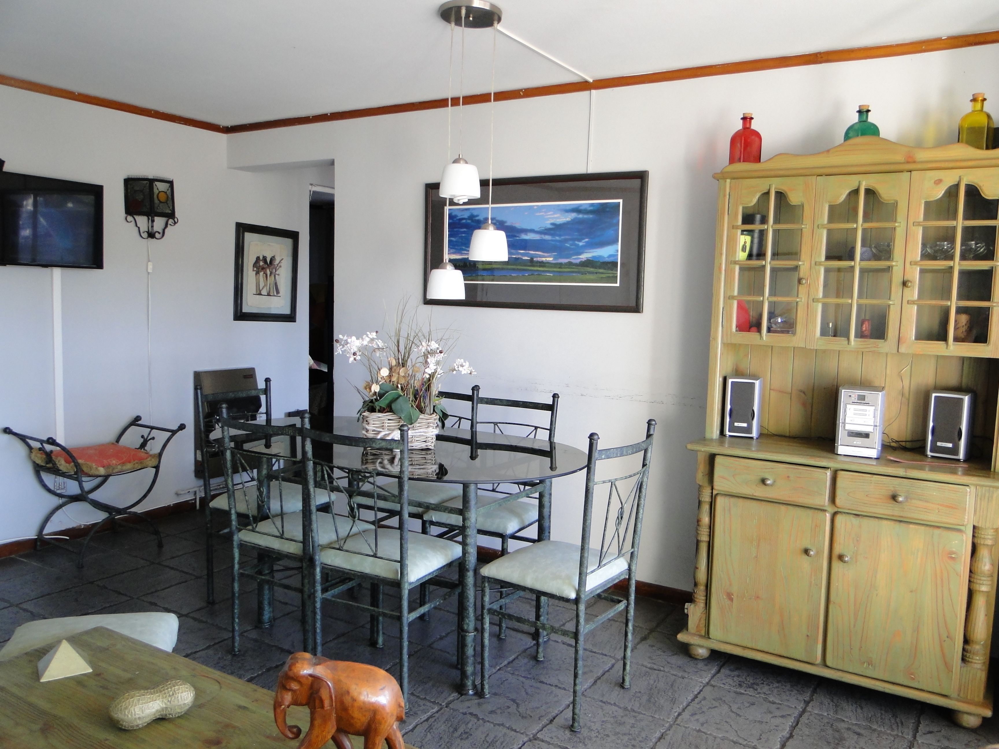 Apartment, 3 Bedrooms, 2 Bathrooms, Ocean View | In-room dining