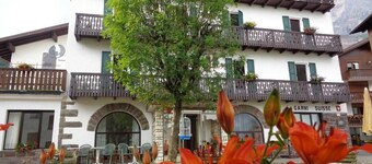 Suisse Hotel