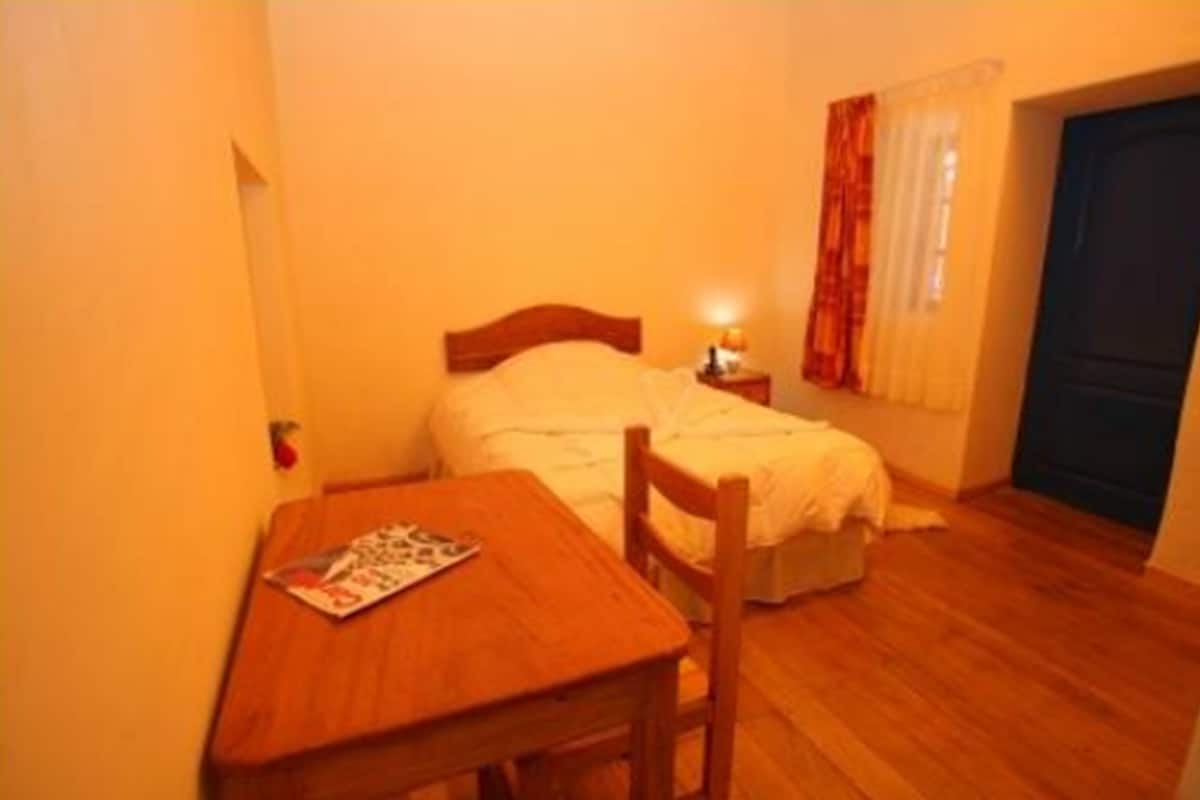 Desk, free WiFi, bed sheets, wheelchair access