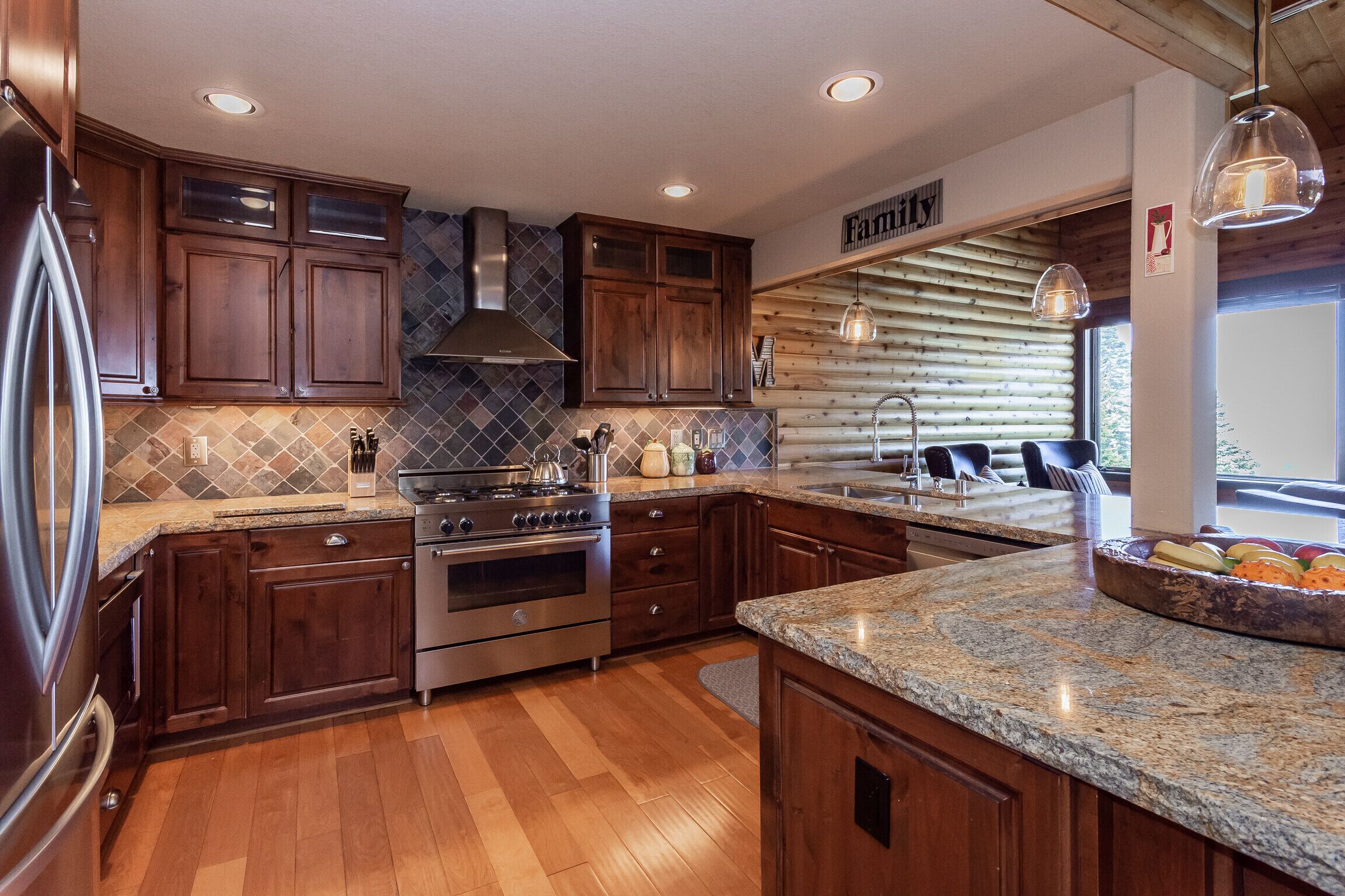 Apartment, 4 Schlafzimmer | Eigene Küche | Kühlschrank, Mikrowelle, Ofen, Geschirrspüler