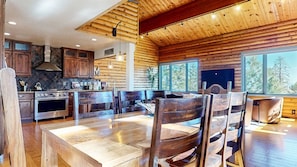 Condo, 4 Bedrooms | Dining