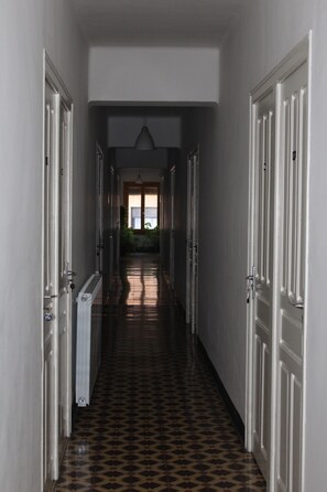 Hallway - Pensión Peperillo (Graus)