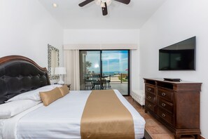 3 bedrooms, in-room safe, desk, iron/ironing board