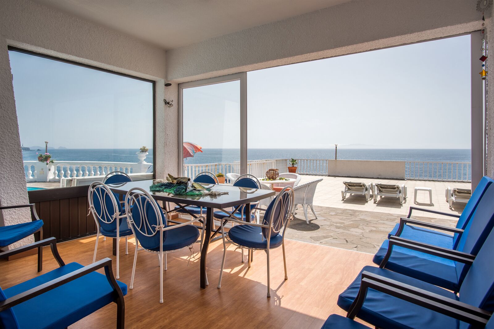characterful oceanfront villa for large groups