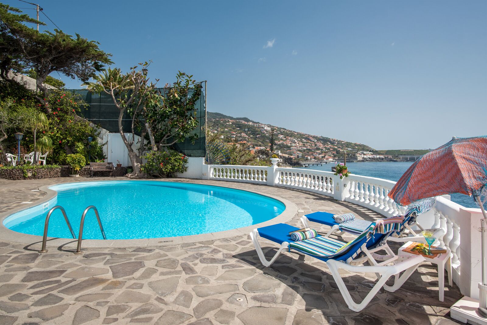 characterful oceanfront villa for large groups