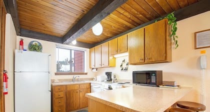 Fraser 3 bedroom vacation rental - clubhouse with pool & hottub