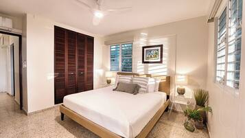 2 bedrooms, iron/ironing board, travel cot, free WiFi