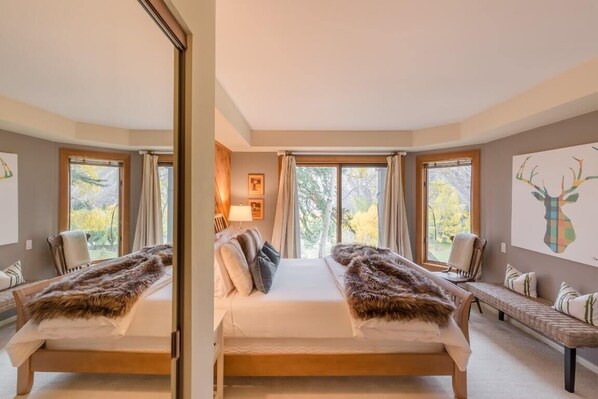 3 bedrooms, iron/ironing board, WiFi, bed sheets - Cedar Blue! Mountain Living at its best! 3 Bed/ 2 Bath + Loft! Ski In/Ski Out (Beaver Creek)