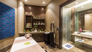 Un sauna, baño turco, baño turco/hammam, tratamientos corporales