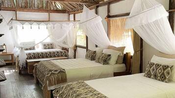 家庭小屋, 多張床, 私人浴室, 海景 | 1 間臥室、羽絨被、客房內保險箱、書桌