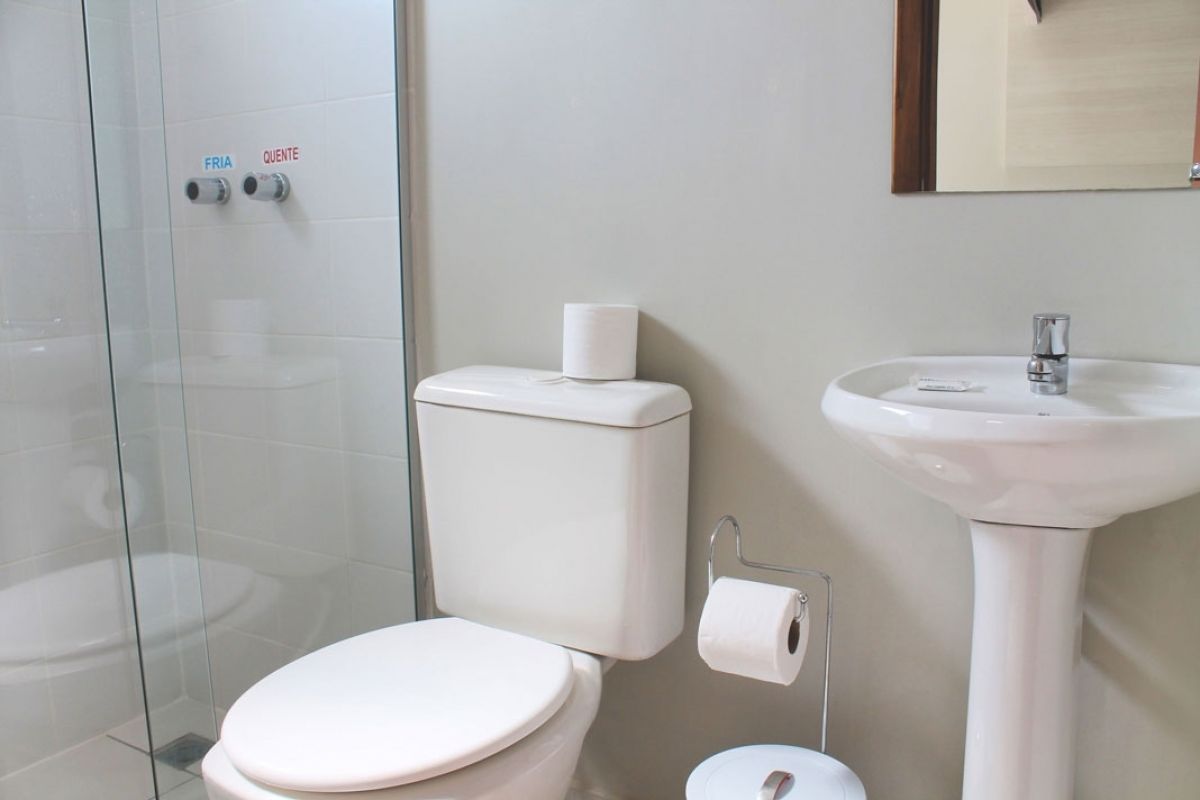 comfort double room, 1 double bed | bathroom | shower, free toiletries, hair dryer