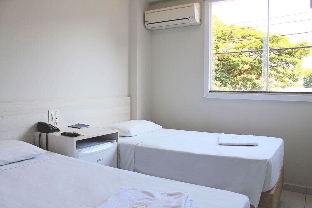 standard room, 2 single beds | free wifi, wheelchair access