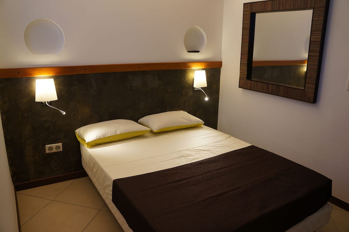 Double Room, 1 Double Bed