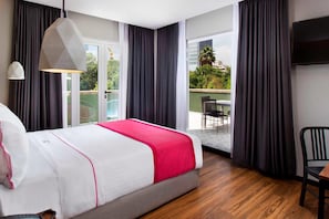 스위트, 퀸사이즈침대 1개, 금연, 테라스 | 객실 내 금고, 책상, 암막 커튼, 다리미/다리미판