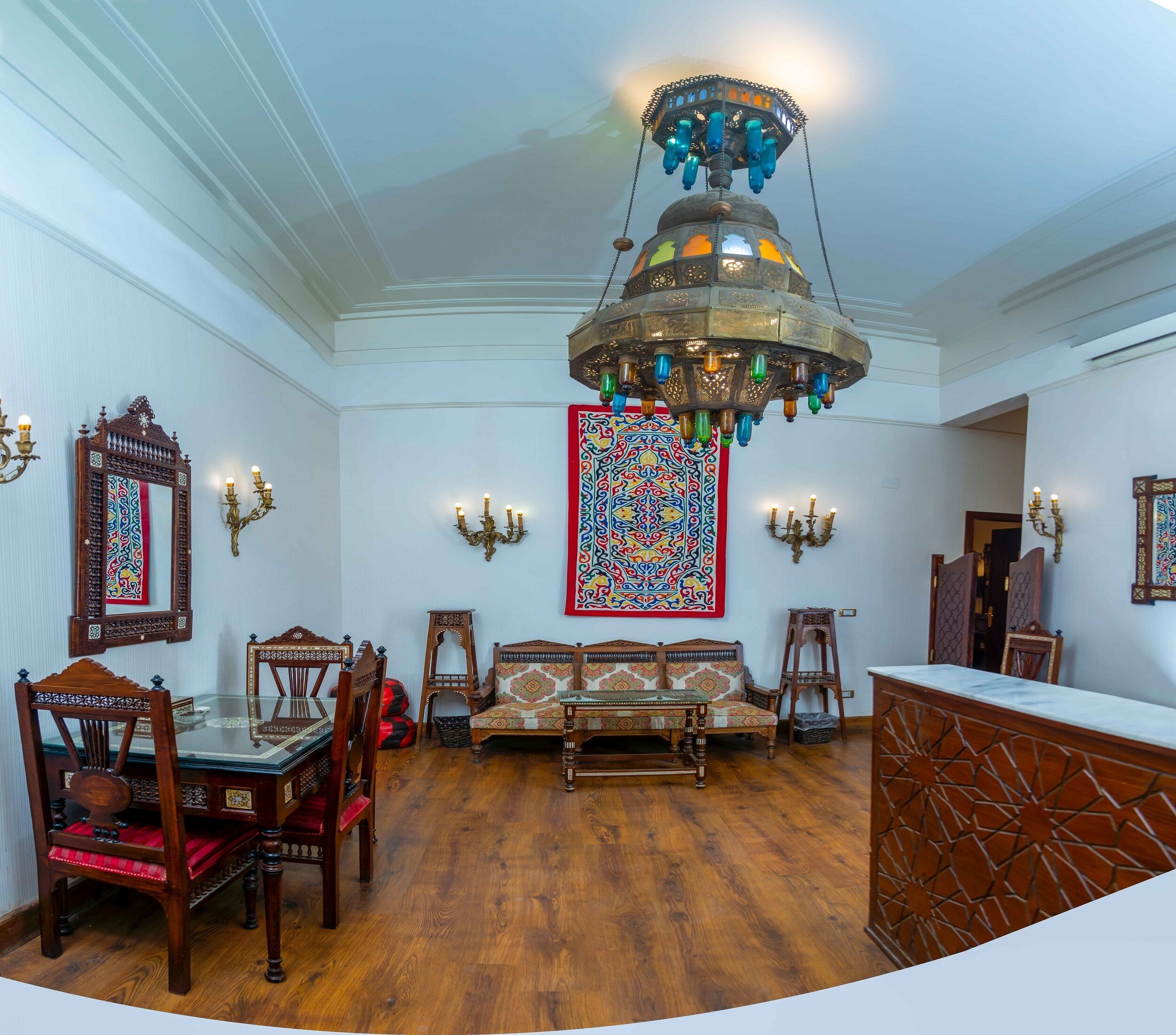 ラグジュアリー アパートメント 4 ベッドルーム 簡易キッチン | バスルーム | シャワー、デザイナーバスアメニティ、ヘアドライヤー