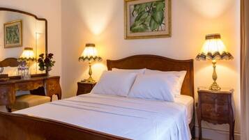 Superior Apartment, 4 Bedrooms, Kitchen | Minibar, iron/ironing board, free WiFi