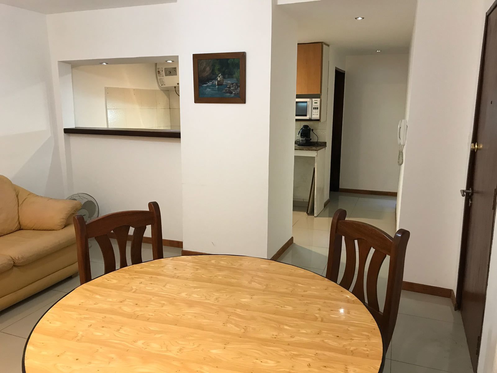 Standard Apartment, 2 Bedrooms | Makan dalam bilik