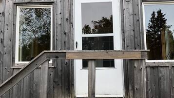 Cooking Cabins Cabin 1 | Premium bedding, individually furnished, bed sheets