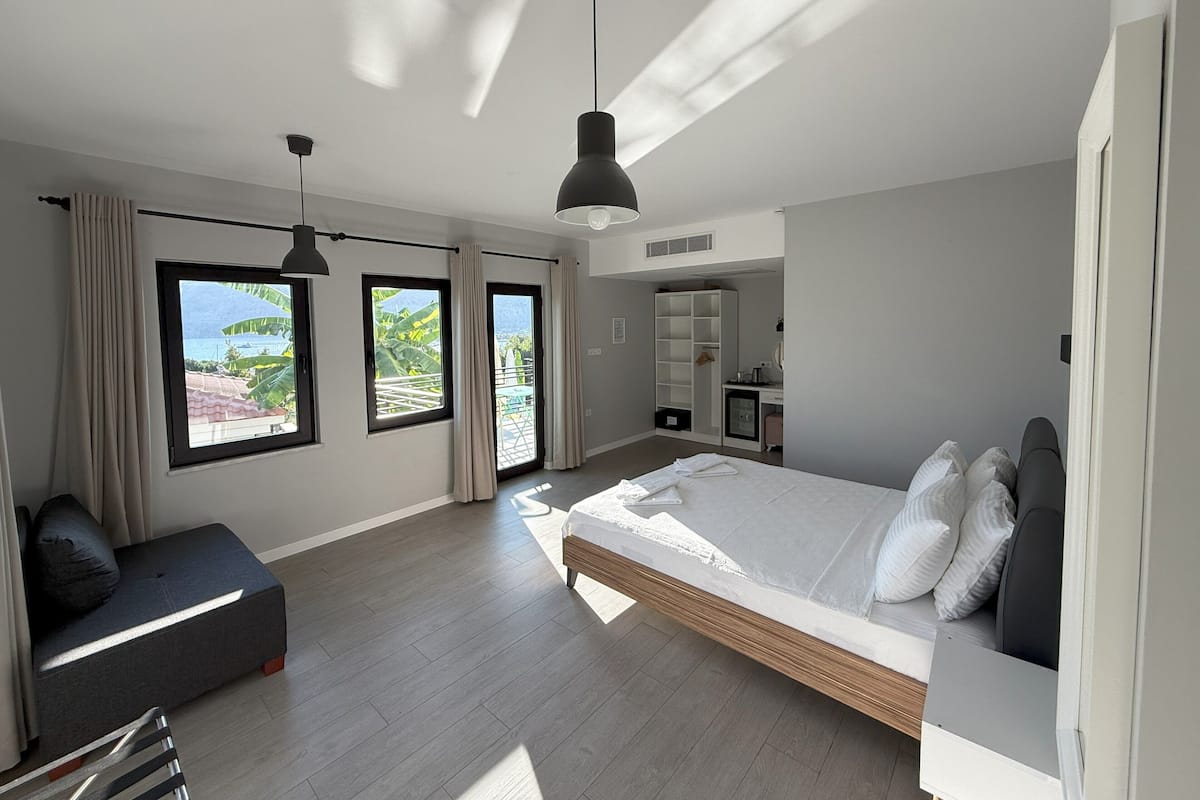 Habitación Deluxe doble (No1 Antrasit) | Sábanas de algodón egipcio, ropa de cama de alta calidad, minibar