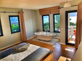 Sábanas de algodón egipcio, ropa de cama de alta calidad y minibar 