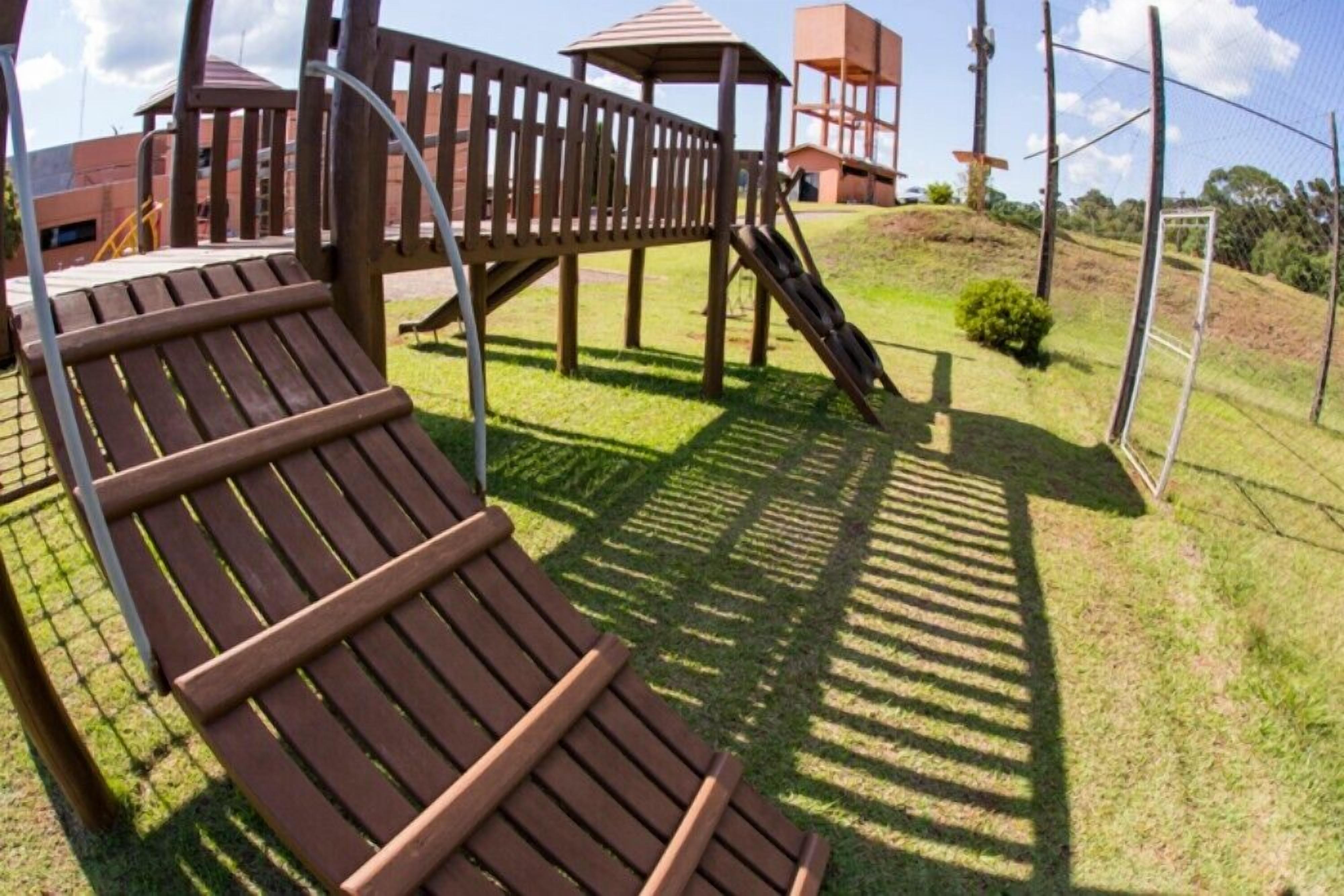 children’s play area – outdoor