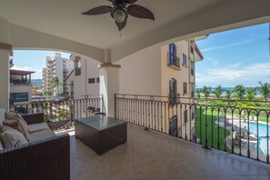 Deluxe Apartment, Multiple Bedrooms, Pool Access, Beachfront | Balcony