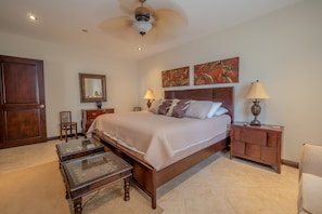 Deluxe Apartment, Multiple Bedrooms, Pool Access, Beachfront