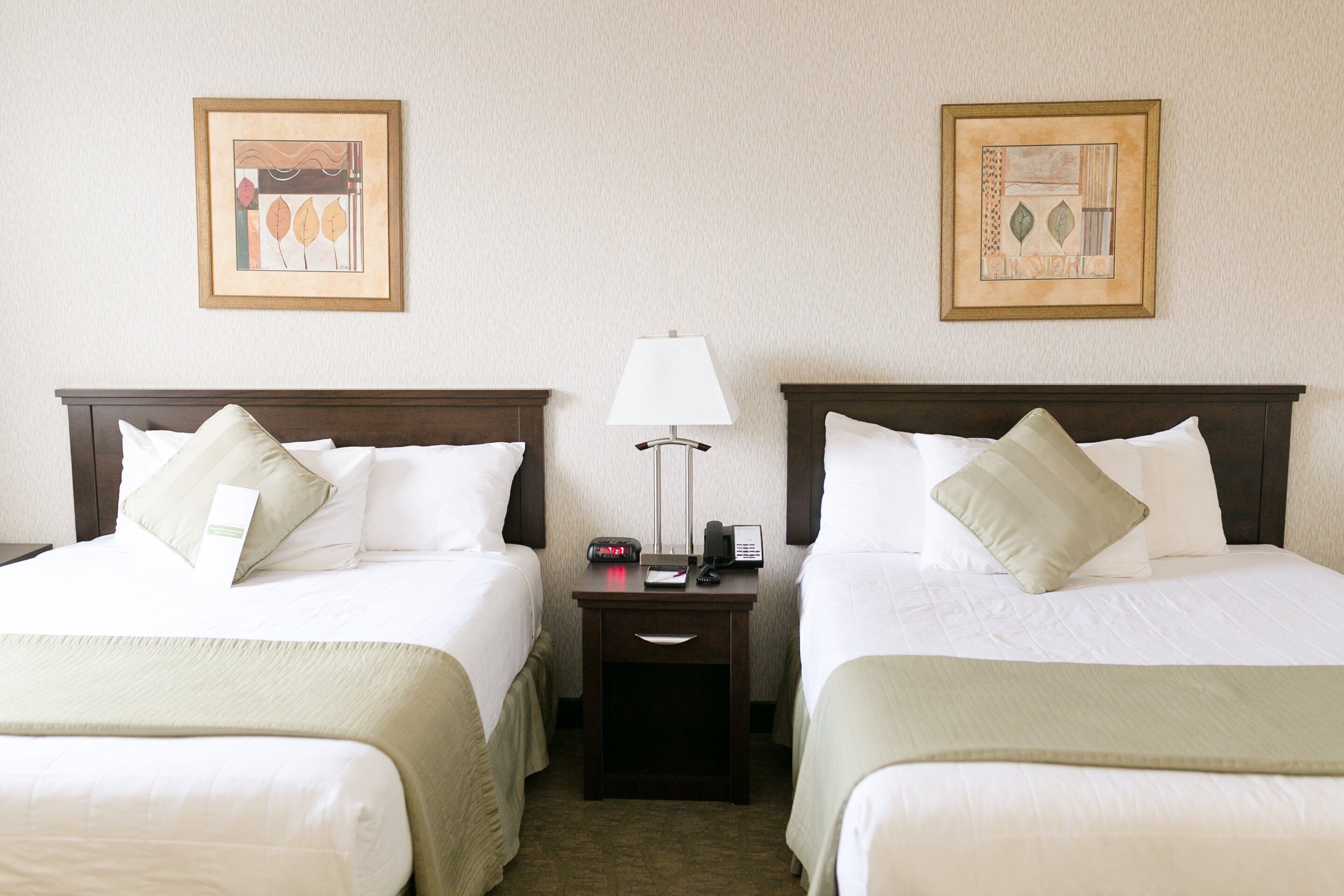 Blackout drapes, free WiFi, bed sheets