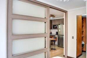 Standard Apartment, 1 Double Bed | 1 bedroom, desk, blackout curtains, free WiFi - Apart en Chile Lord Cochrane 302 (Santiago)