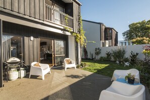 Terrace/patio - Downtown City Oasis (Christchurch)