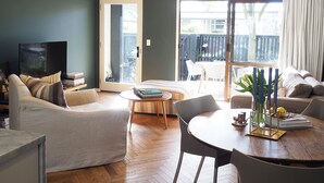 Casa adosada, 2 habitaciones | Zona de estar
