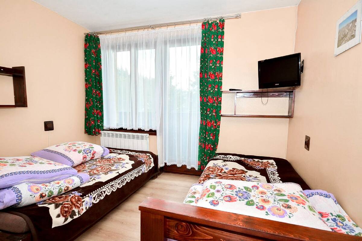 Double or Twin Room, Private Bathroom | Iron/ironing board (on request), free WiFi, bed sheets