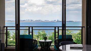 Seprai antialergi, minibar, brankas, dan didekorasi berbeda-beda