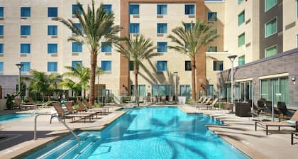 Courtyard by Marriott Los Angeles LAX/Hawthorne