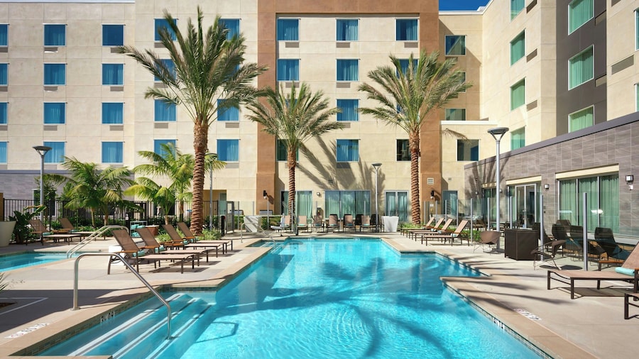 Courtyard by Marriott Los Angeles LAX/Hawthorne