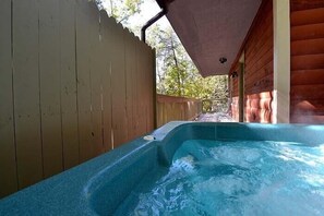 Bañera de hidromasaje exterior