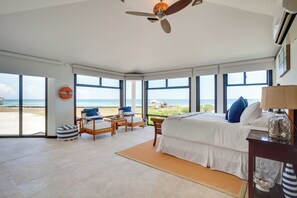 Room - Exclusive private island off the coast of Belize (Dangriga)