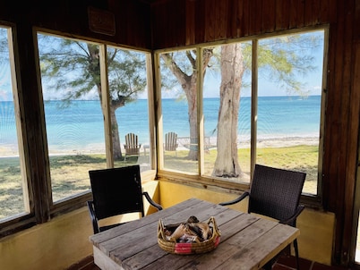 SeaGlass Villa 1 - Luxury Beachfront Escape, Breathtaking views, Andros Bahamas