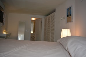 2 chambres, fer et planche Ă repasser, lit parapluie, Wi-Fi gratuit