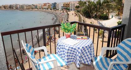 Arinagan rannan ensimmäinen rivi