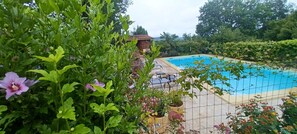 Outdoor pool - Air-conditioned house with secure swimming pool in the heart of Périgord Noir (Siorac-En-Périgord)