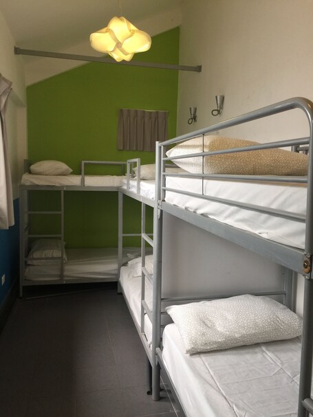 Campbell Inn Hostel - Image 19