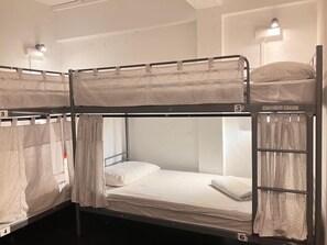 Free WiFi, bed sheets - Campbell Inn - Hostel (Singapore)