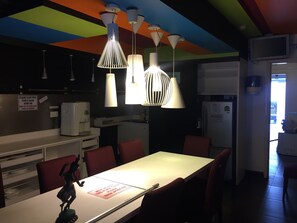 Breakfast area - Campbell Inn - Hostel (Singapore)