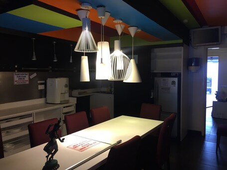 Campbell Inn Hostel - Image 11