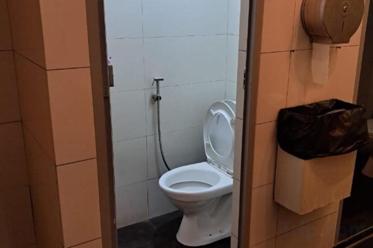Bathroom | Shower, towels