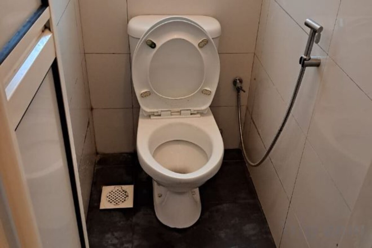 Bathroom | Shower, towels