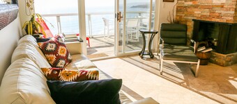 Million Dollar Ocean View mit Weg zum Strand neben dem Grundstück