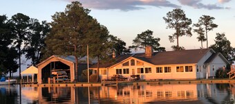 House Right on the Potomac River - Great Sunrises & Sunsets